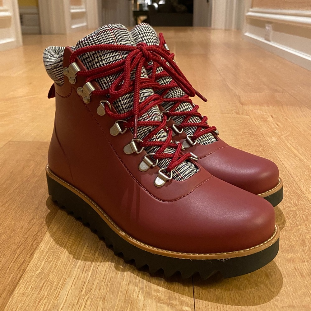 Bernardo Winnie Rain Boot